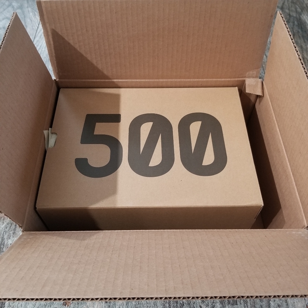 NEW YEEZY 500 BLUSH SIZE 7.5 SOLD OUT - Picture 6 of 8